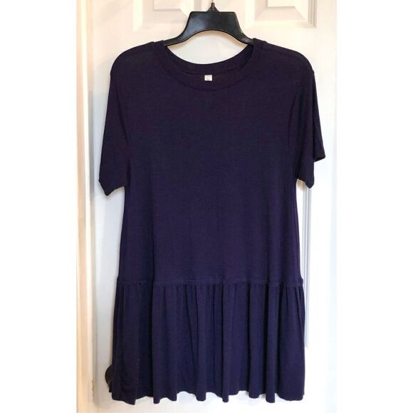 ZENANA - NWOT - L Sz Small - Short-Sleeve Tunic-Length Top w/Peplum in Navy Blue - Picture 11 of 12